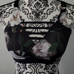 Flowered bra